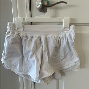 Lululemon Hotty Hot LR 4” Shorts